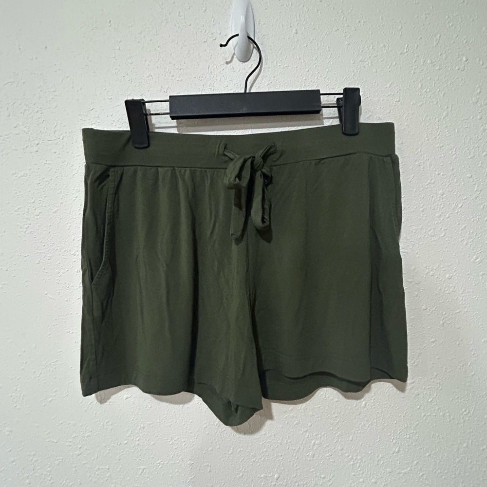 Cozy Earth Bamboo Stretch Knit Shorts NWOT